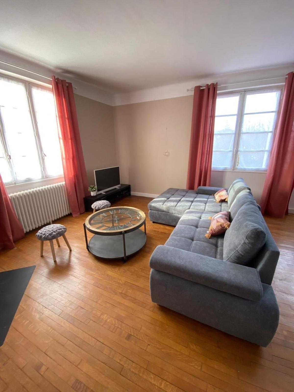 La Maison De Famille - Proche Centre, Parking Hébergement de vacances *