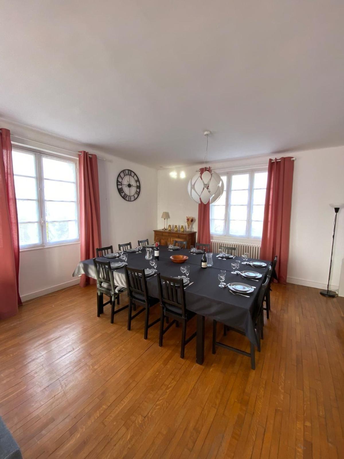 La Maison De Famille - Proche Centre, Parking Hébergement de vacances Cahors